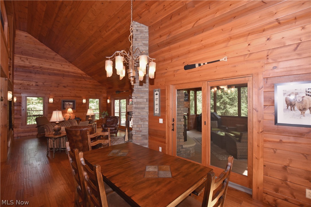 1321 Whispering Pines Drive SW Dellroy OH 44620