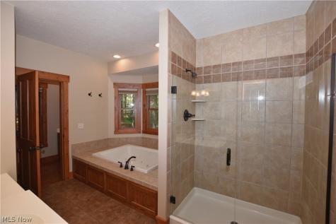 1321 Whispering Pines Drive SW Dellroy OH 44620
