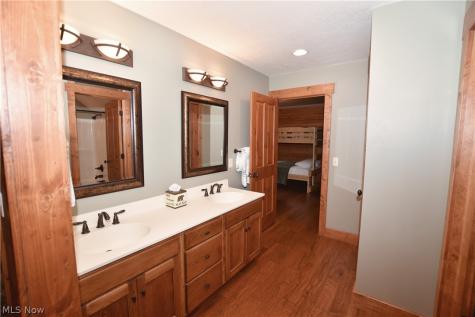 1321 Whispering Pines Drive SW Dellroy OH 44620
