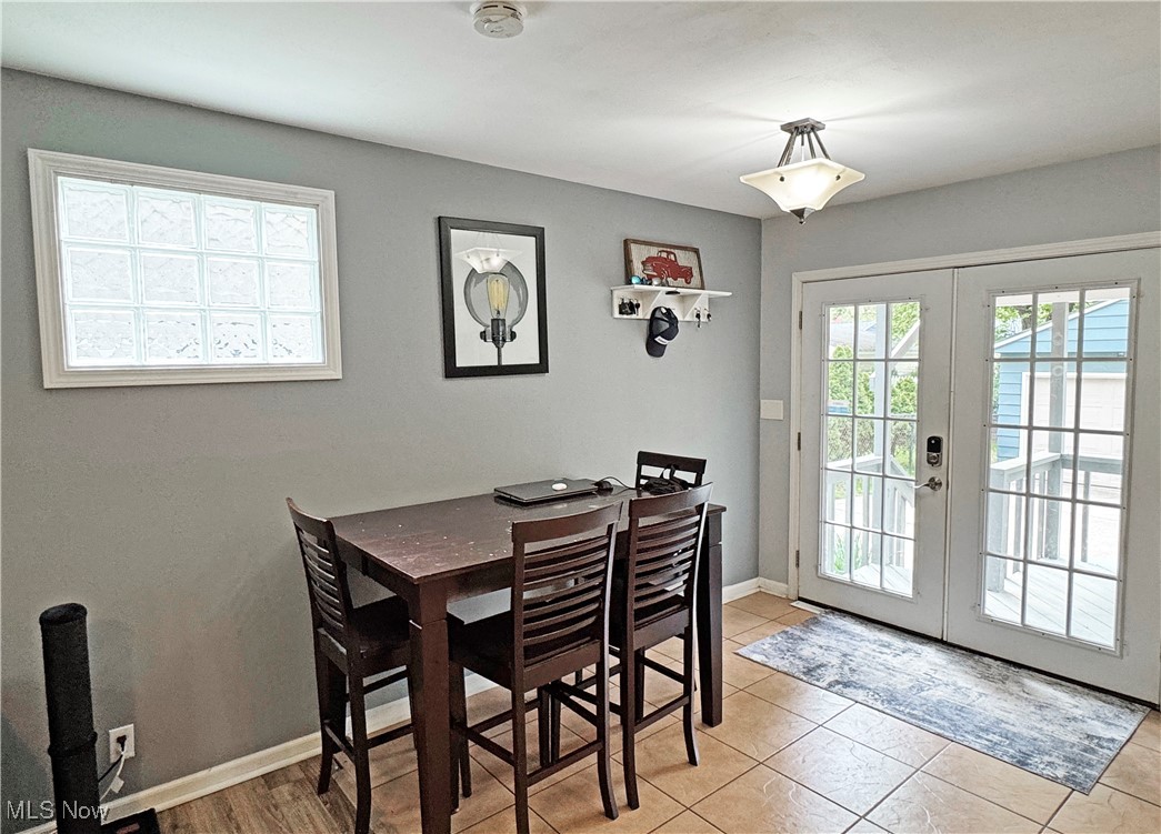 1102 Madrid Drive Akron OH 44313