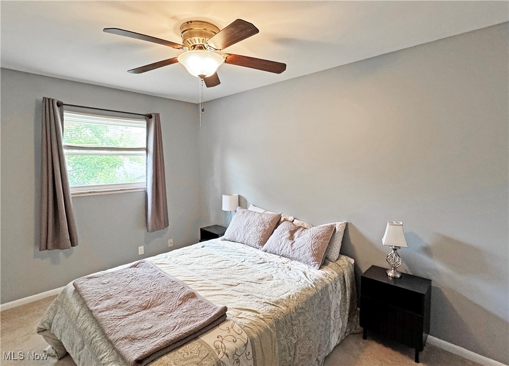 1102 Madrid Drive Akron OH 44313