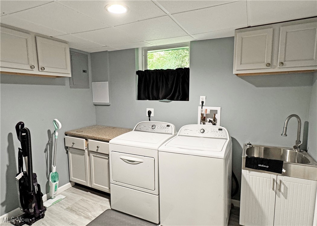 1102 Madrid Drive Akron OH 44313