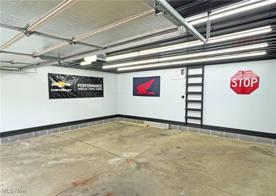 1102 Madrid Drive Akron OH 44313