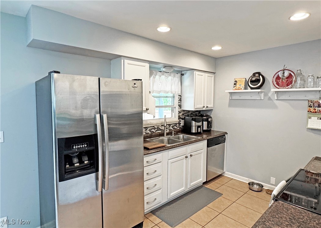 1102 Madrid Drive Akron OH 44313