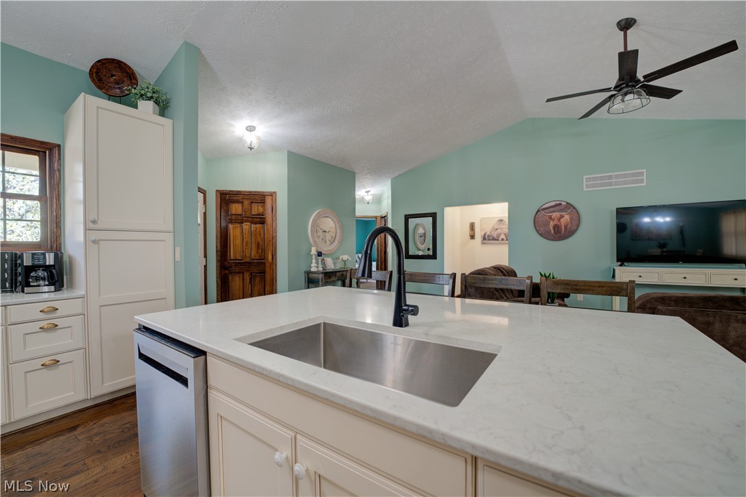 118 Sassafras Drive Vermilion OH 44089