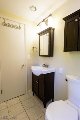 1009 Fair Oaks Avenue SW North Canton OH 44720