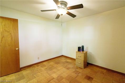 1009 Fair Oaks Avenue SW North Canton OH 44720