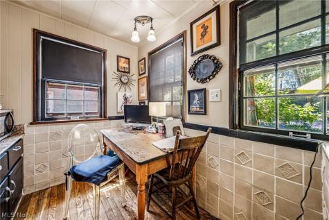 19621 Sussex Road Shaker Heights OH 44122