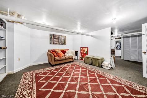 19621 Sussex Road Shaker Heights OH 44122
