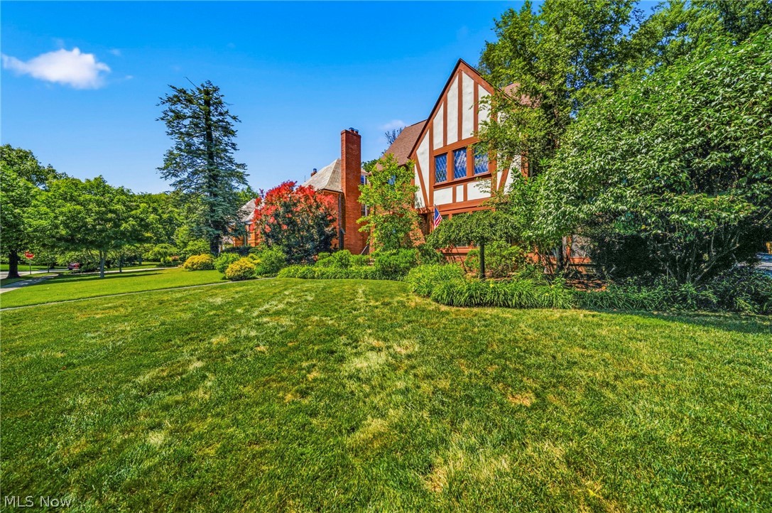 19621 Sussex Road Shaker Heights OH 44122
