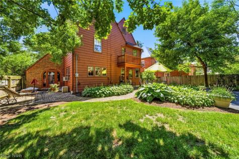 19621 Sussex Road Shaker Heights OH 44122