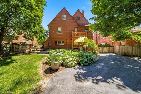 19621 Sussex Road Shaker Heights OH 44122