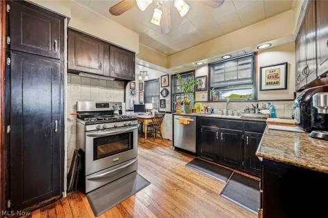 19621 Sussex Road Shaker Heights OH 44122