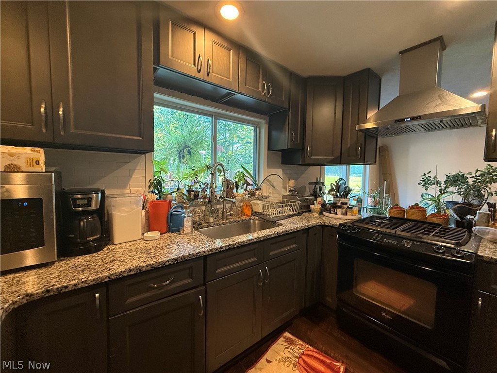 8150 Rushton Drive Mentor OH 44060