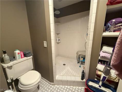 8150 Rushton Drive Mentor OH 44060