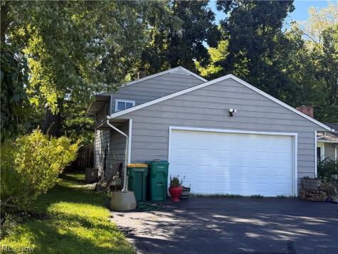 8150 Rushton Drive Mentor OH 44060