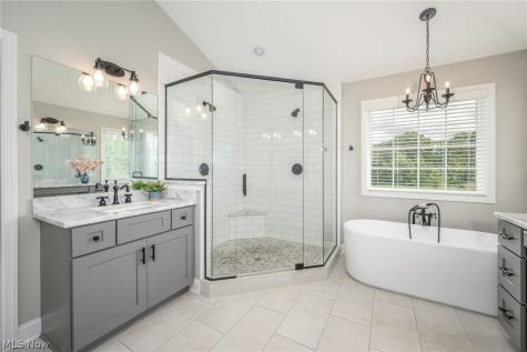 2473 Westwood Circle Hudson OH 44236