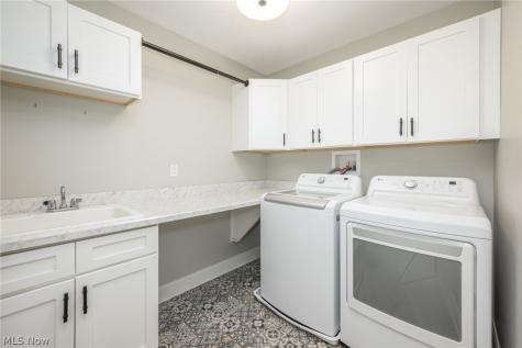 2473 Westwood Circle Hudson OH 44236