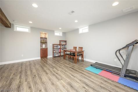 2473 Westwood Circle Hudson OH 44236