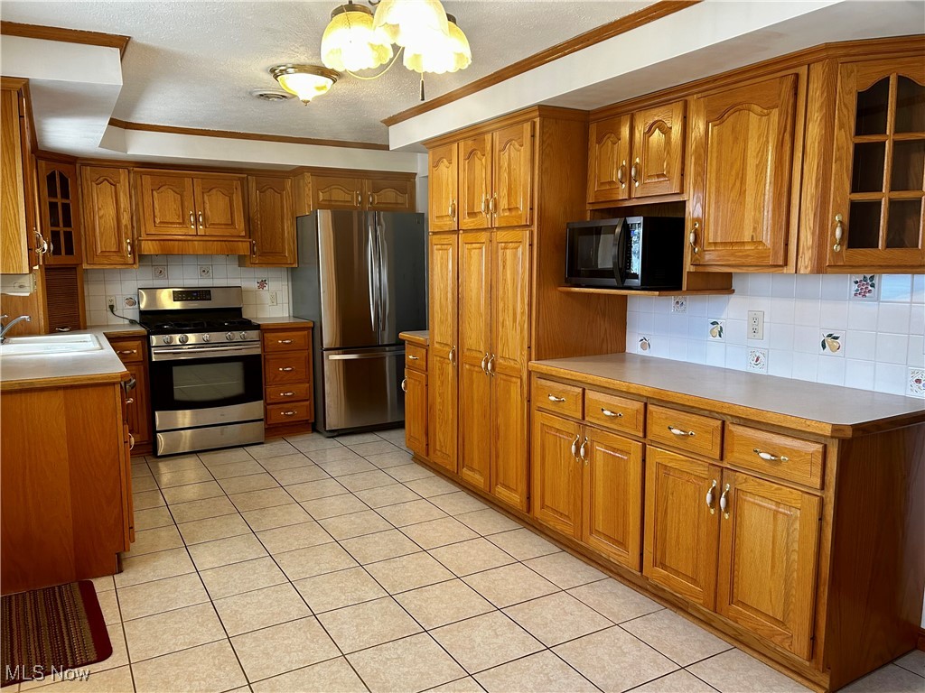 2043 W 41st Street Lorain OH 44053