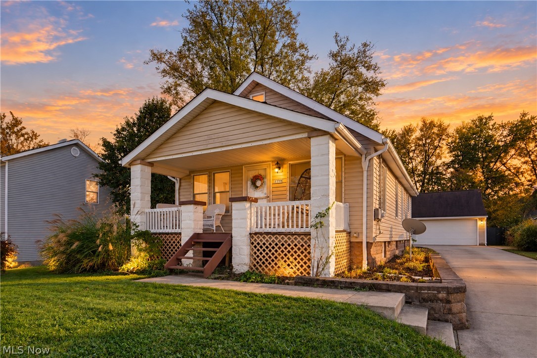2238 Cooledge Avenue Akron OH 44305