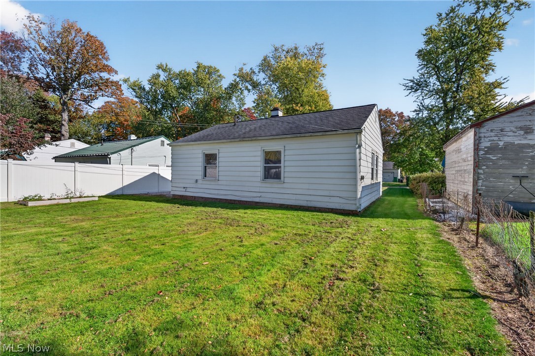 1856 Benjamin Road Madison OH 44057