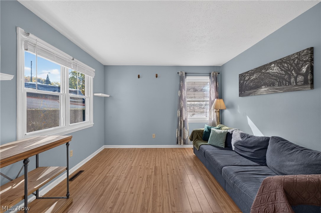 1856 Benjamin Road Madison OH 44057