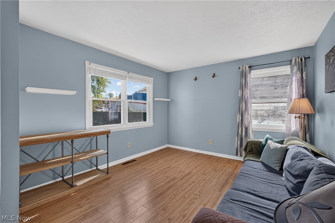 1856 Benjamin Road Madison OH 44057