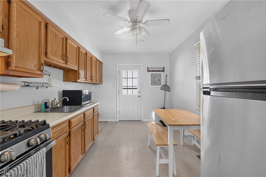 1856 Benjamin Road Madison OH 44057