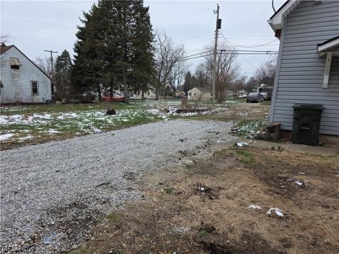 1600 Sandwith Avenue SW Canton OH 44706