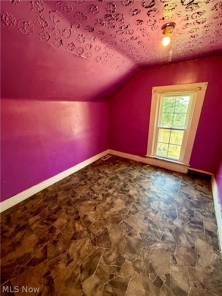 4391 E 86th Street Cleveland OH 44105