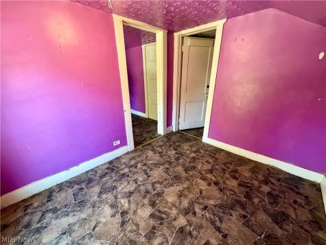 4391 E 86th Street Cleveland OH 44105