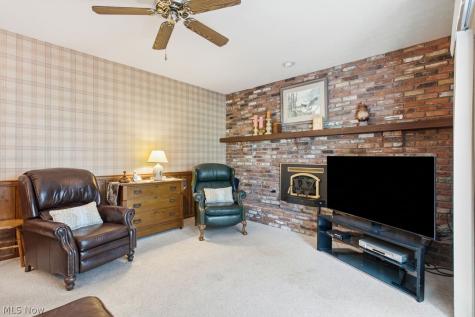 12161 Woodridge Drive North Royalton OH 44133