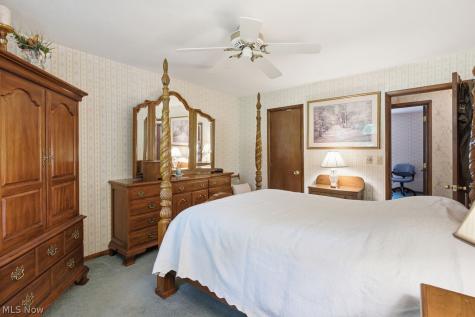 12161 Woodridge Drive North Royalton OH 44133
