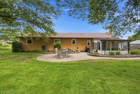 12161 Woodridge Drive North Royalton OH 44133