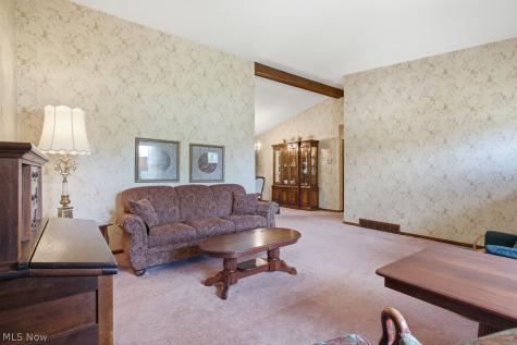 12161 Woodridge Drive North Royalton OH 44133
