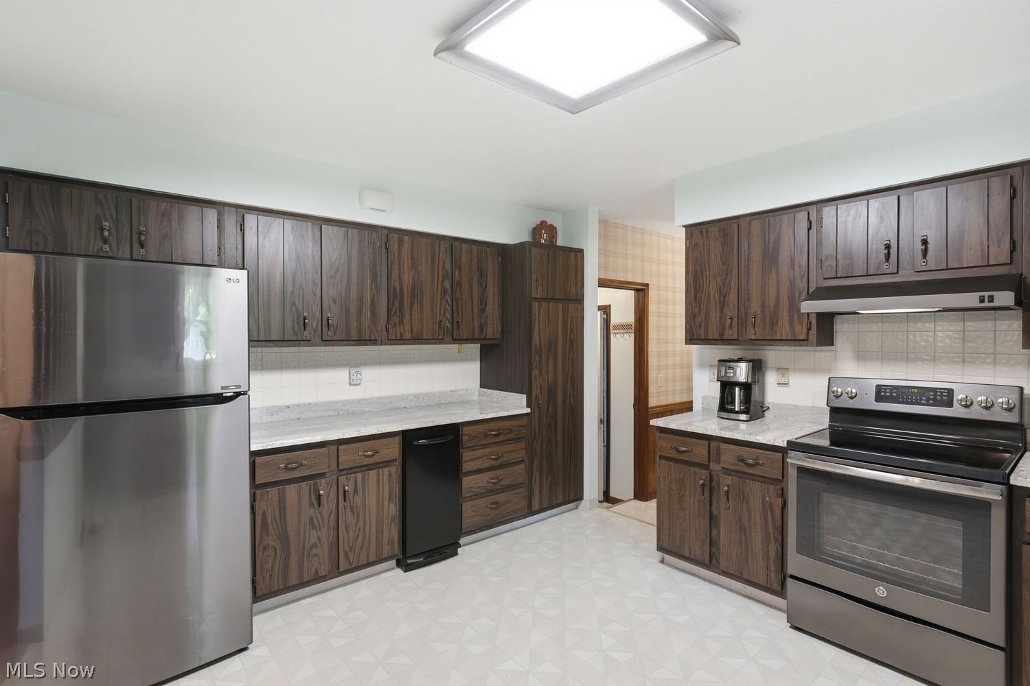 12161 Woodridge Drive North Royalton OH 44133
