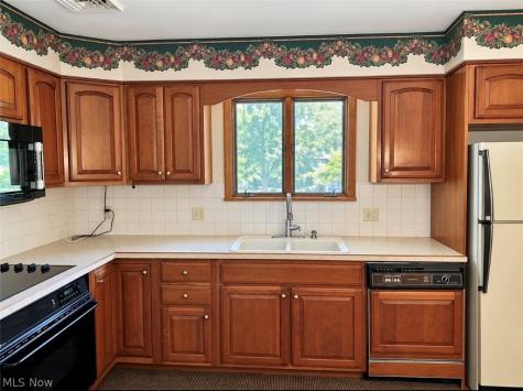 4130 Hyatt Avenue NW Massillon OH 44646
