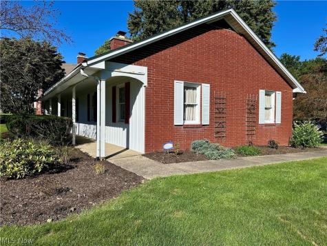 4130 Hyatt Avenue NW Massillon OH 44646