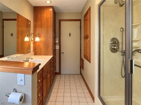 4130 Hyatt Avenue NW Massillon OH 44646