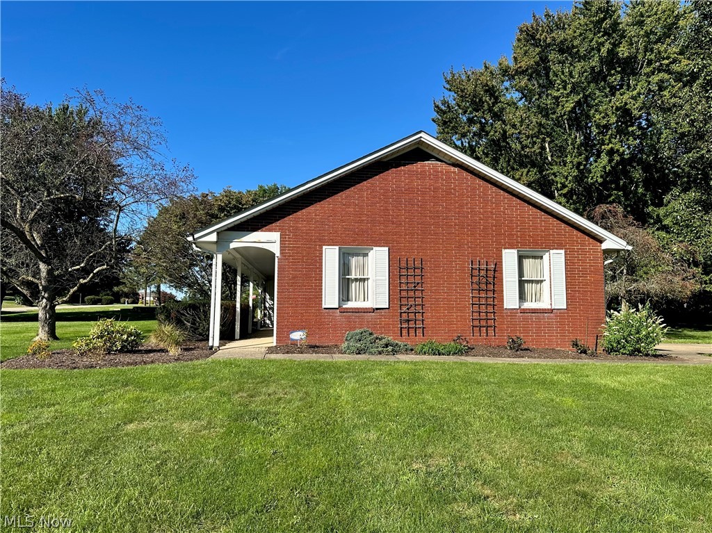 4130 Hyatt Avenue NW Massillon OH 44646