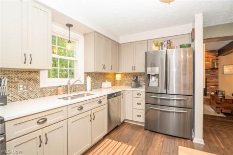 4426 Woodland Avenue NW Canton OH 44709