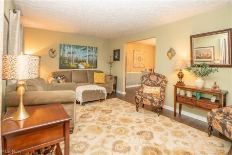 4426 Woodland Avenue NW Canton OH 44709