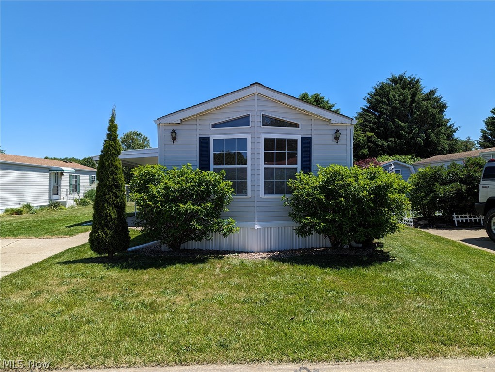 2663 Stoneyridge Drive Madison OH 44057