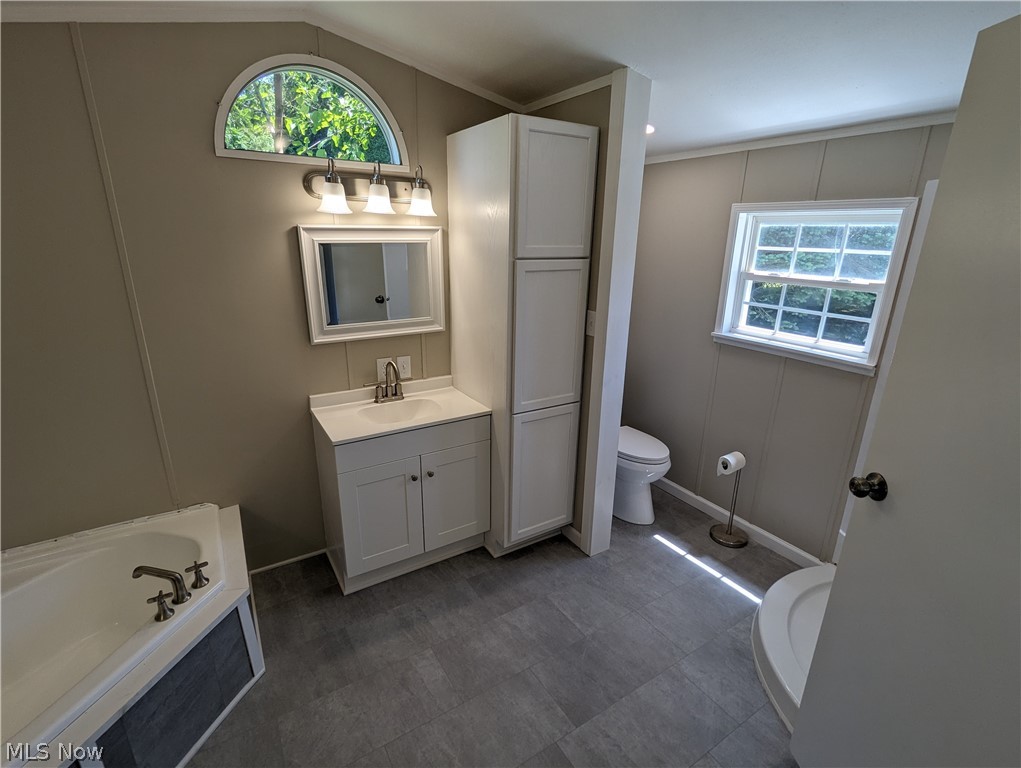 2663 Stoneyridge Drive Madison OH 44057