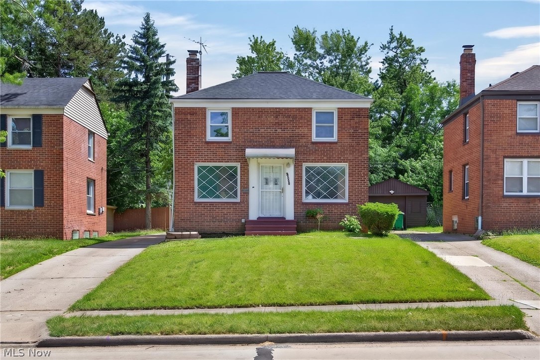 18412 Waterbury Avenue Maple Heights OH 44137
