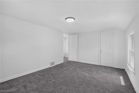 18412 Waterbury Avenue Maple Heights OH 44137