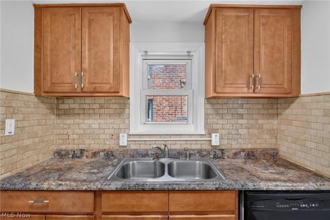 18412 Waterbury Avenue Maple Heights OH 44137
