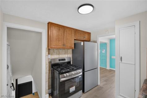18412 Waterbury Avenue Maple Heights OH 44137