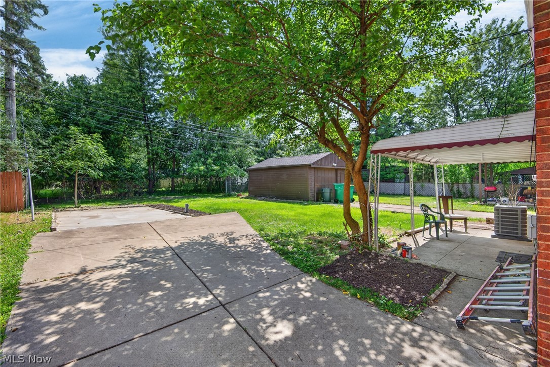 18412 Waterbury Avenue Maple Heights OH 44137